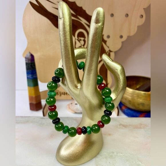 Handmade Jade Mixed Bead Afro American Flag Colors Gemstone Bracelet - Picture 5 of 6